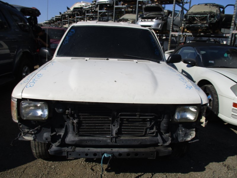 [DIAGRAM] Diagram Of A 1990 Toyota Truck Engine